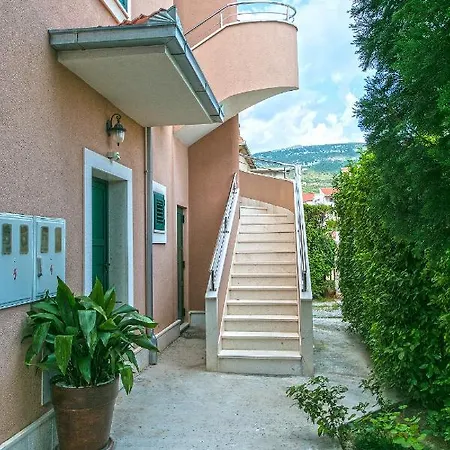 Franko, Free Parking