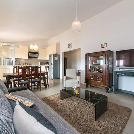 Apartment Franko, Free Parking Kastela